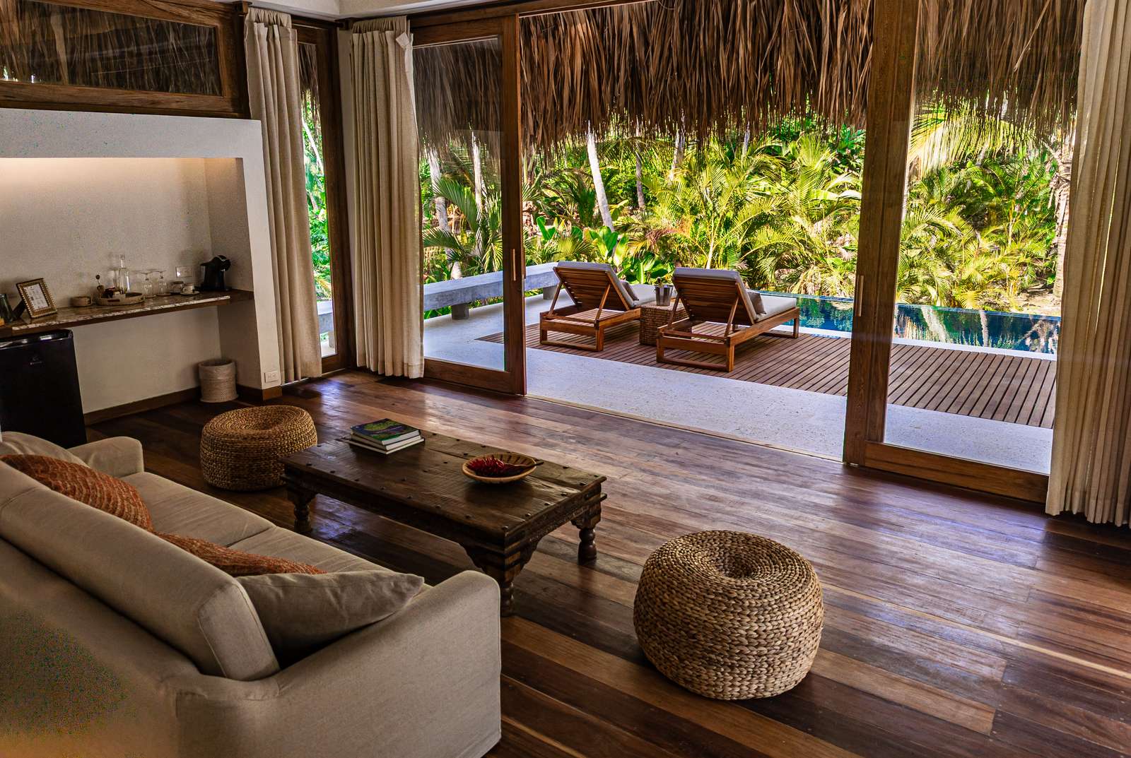 Villa lounge