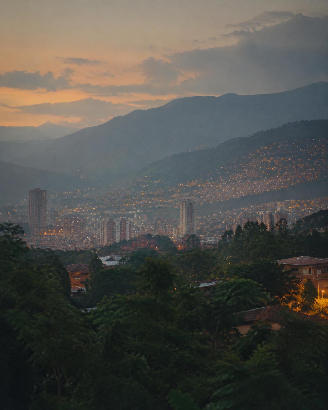 Medellín nestled in green mountains